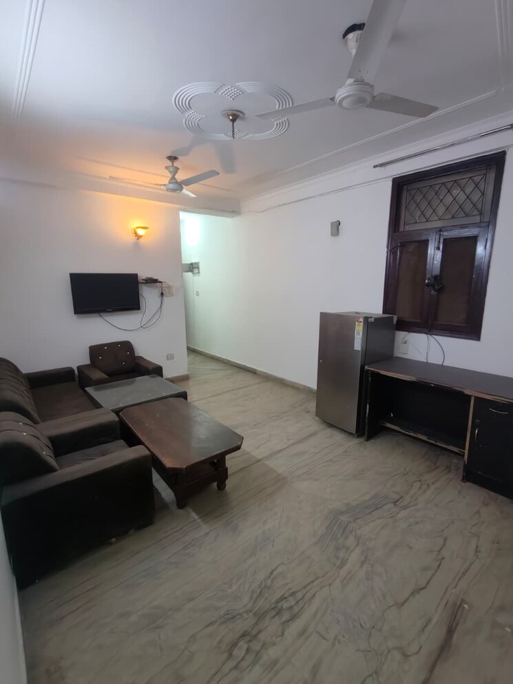 Living Room, saket 2 Bedroom 850 Sq.Ft. Builder Floor In Saket Delhi 9605837