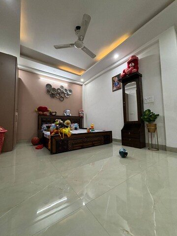 Bedroom in 3 BHK Builder Floor at Saket – for Rent