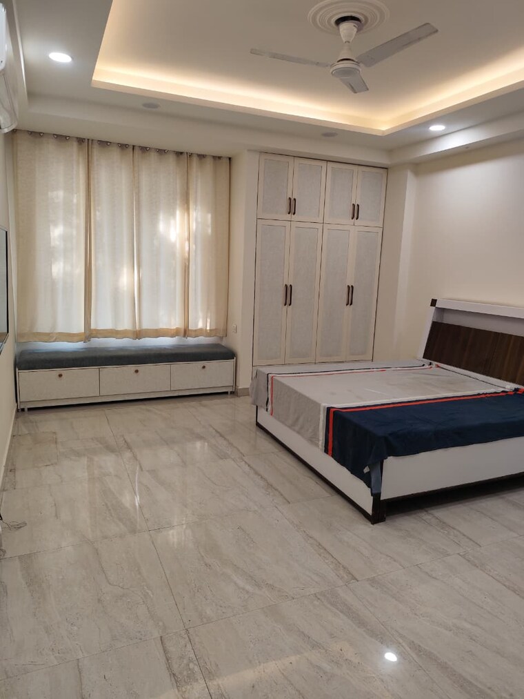 Bedroom, sector 44 3 Bedroom 250 Sq.Yd. Independent House In Sector 44 Noida 9606065