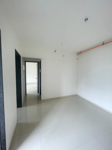 2 BHK Apartment For Rent in Runwal Eirene, Balkum Pada