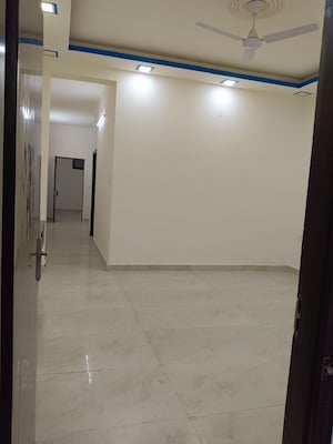 2 BHK Builder Floor For Rent in Lajpat Nagar 4