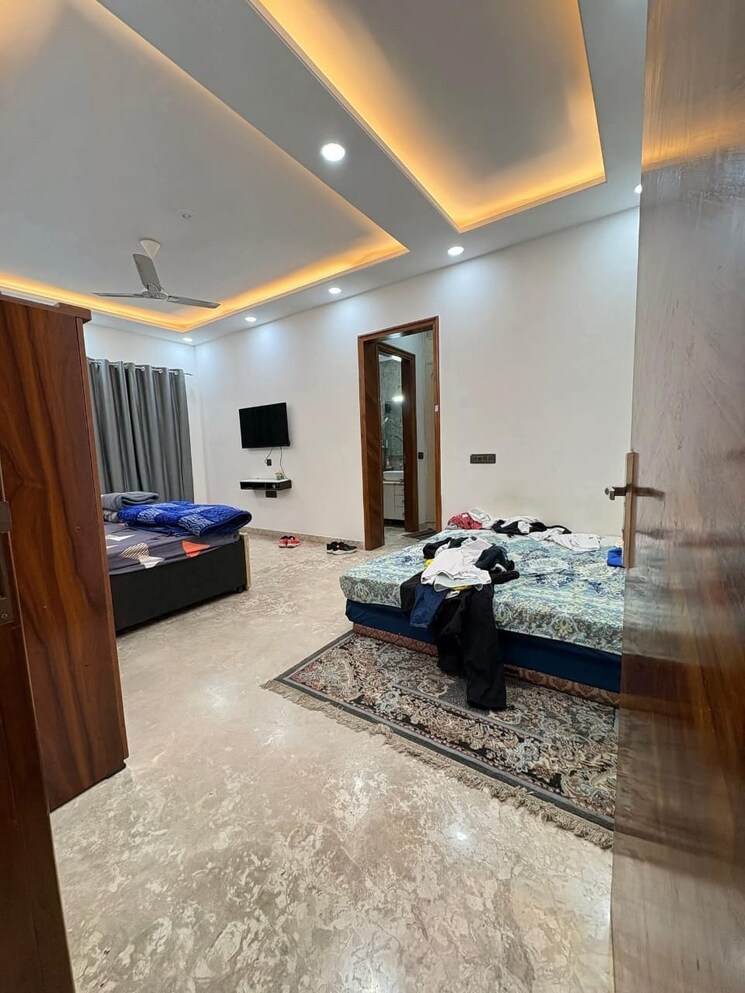 Bedroom, saket 4 Bedroom 2200 Sq.Ft. Builder Floor In Saket Delhi 9606226