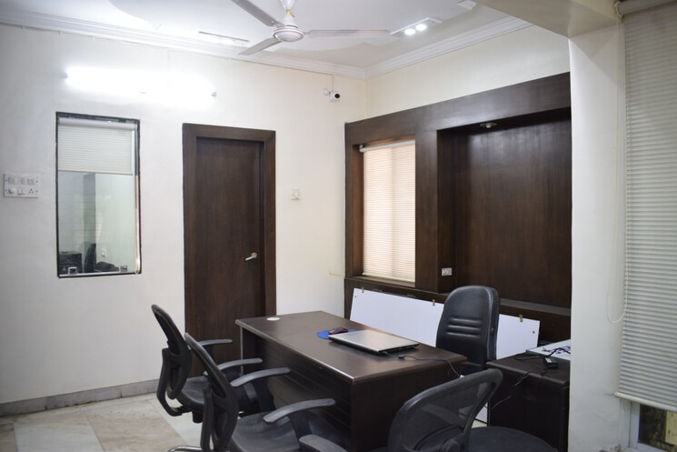 Team Area, gera-gardens Commercial Office Space 1200 Sq.Ft. In Koregaon Park Pune 9606081