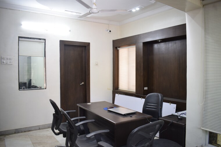 Team Area, gera-gardens Commercial Office Space 1200 Sq.Ft. In Koregaon Park Pune 9606081