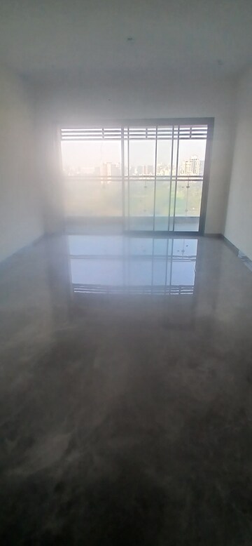 Room in 3 BHK Apartment at Roodraksh Golf Walk, Chembur – for Sale