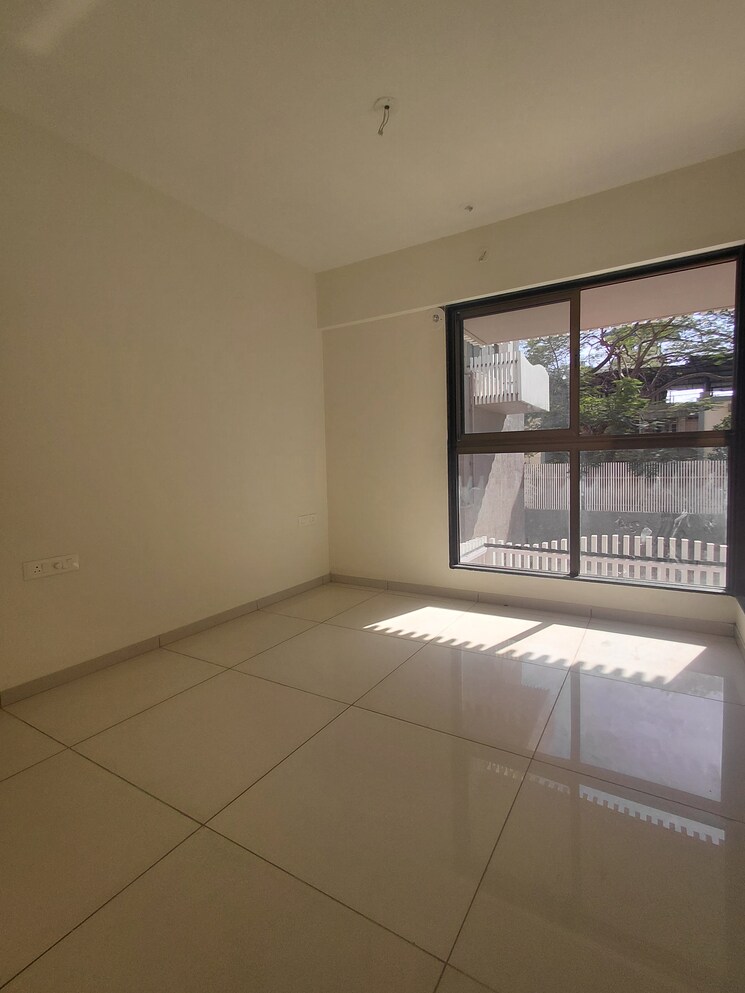 Balcony, chandak-34-park-estate 2 Bedroom 617 Sq.Ft. Apartment In Goregaon West Mumbai 9606256