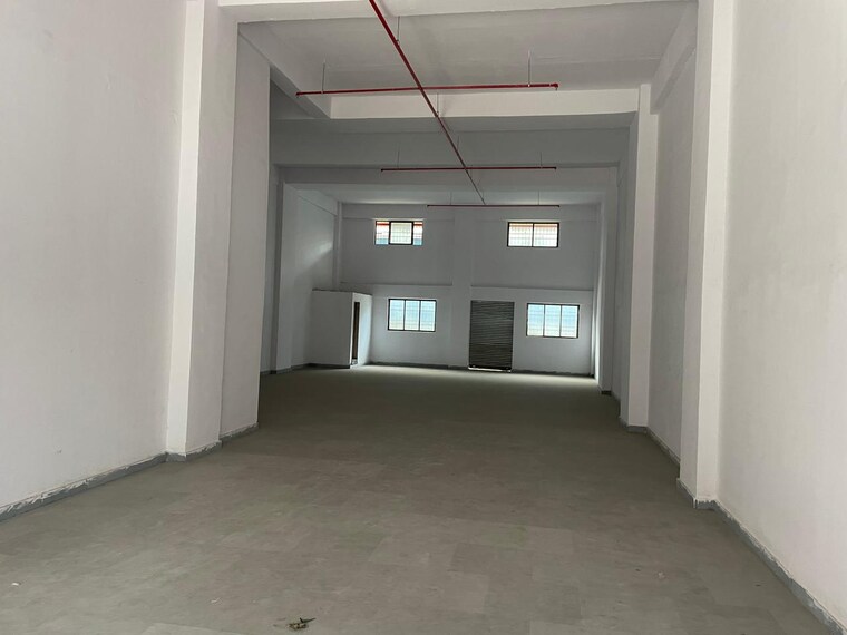  Parking, pelhar Commercial Warehouse 15200 Sq.Ft. In Pelhar Palghar 9606237