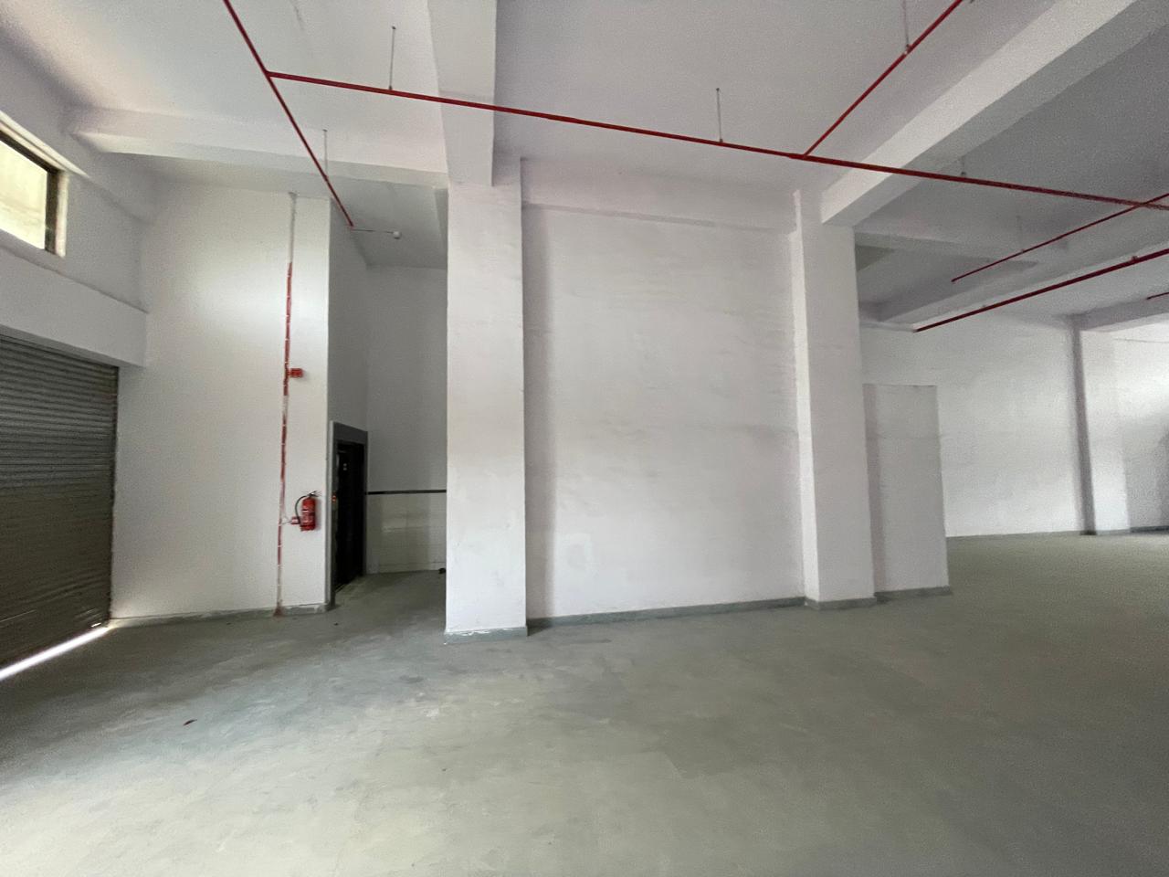 Warehouse For Rent in Pelhar