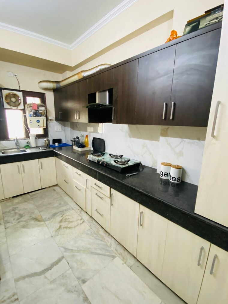 Kitchen, gomti nagar Pg For Boys & Girls In Gomti Nagar 9606267