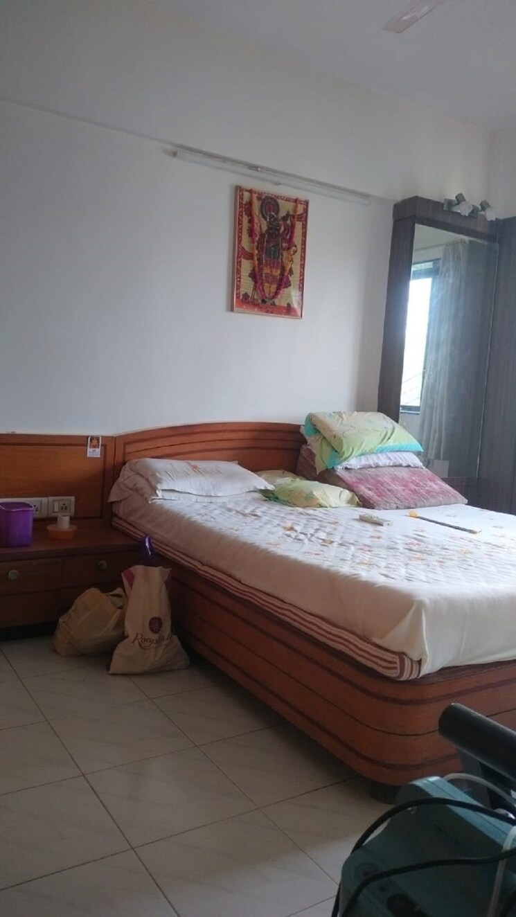 Bedroom, bandra west 1 Bedroom 500 Sq.Ft. Apartment In Bandra West Mumbai 9604466