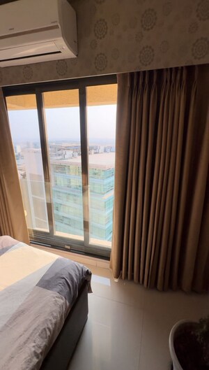 Room in 2 BHK Apartment at Prestige Misty Waters, Hebbal – for Rent