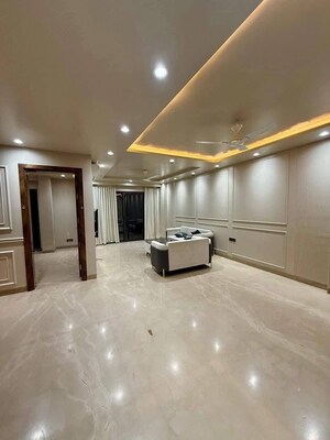 3 BHK Builder Floor For Rent in Saket