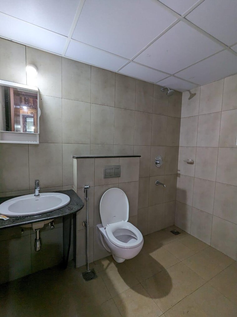 Bathroom, vajram-newtown 3 Bedroom 1756 Sq.Ft. Apartment In Thanisandra Main Road Bangalore 9606341