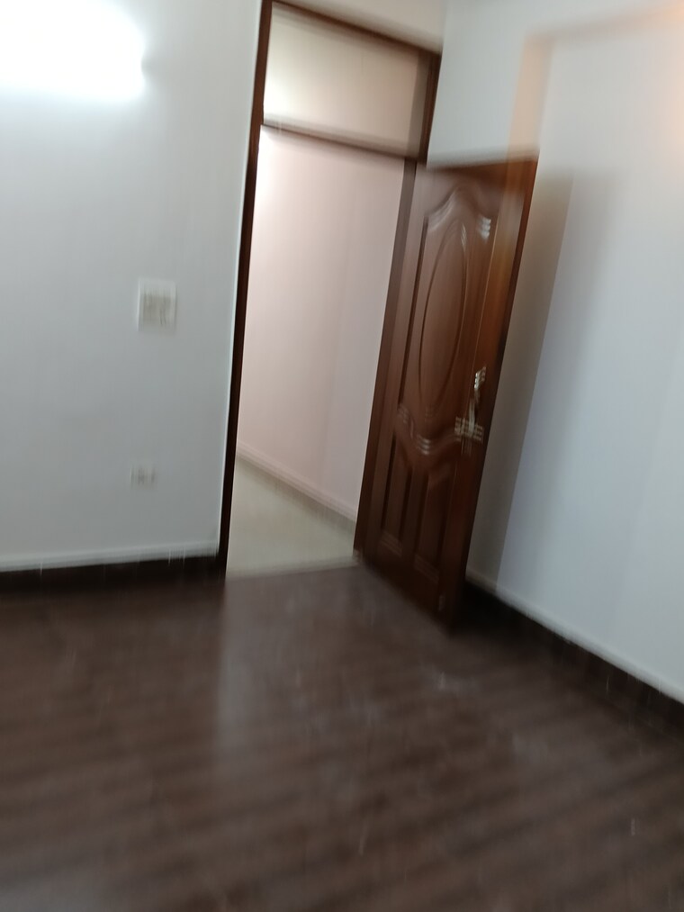 Room, neb sarai 2 Bedroom 850 Sq.Ft. Builder Floor In Neb Sarai Delhi 9606468