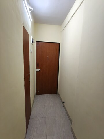 Room in 1 BHK Apartment at Asmita Jyoti CHS, Malad West – for Rent