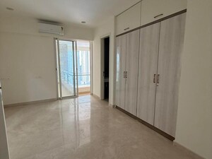4 BHK Apartment For Rent in Indiabulls Sky Forest, Lower Parel