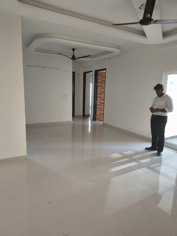 3 BHK Apartment For Rent in Samridhi Luxuriya Avenue, Sector 150