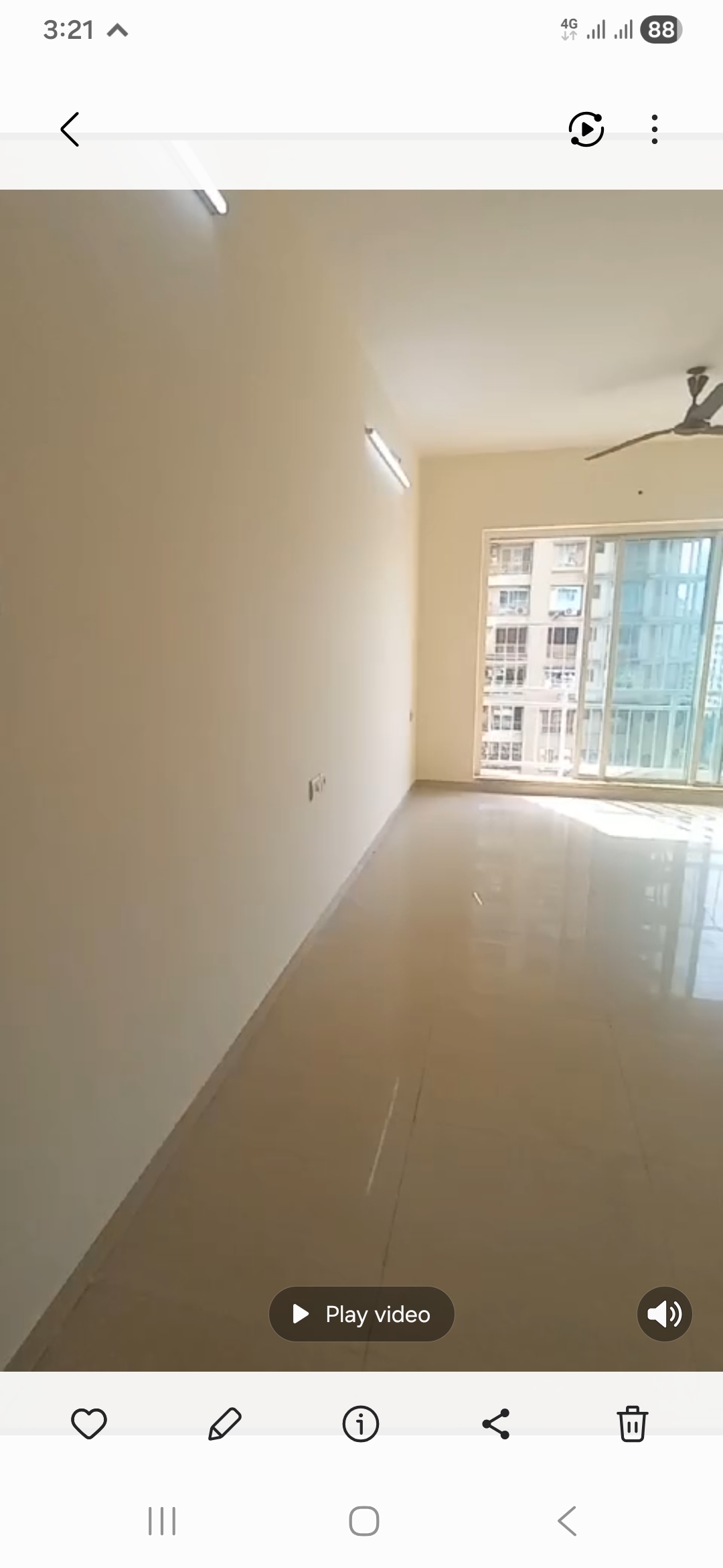2.5 BHK + Study Room Apartment For Sale in Rustomjee OZone
