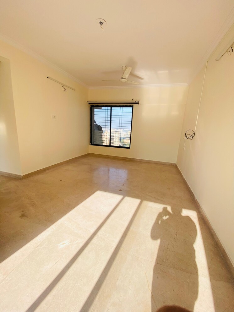 Room, bramha-exuberance 3 Bedroom 1500 Sq.Ft. Apartment In Kondhwa Pune 9606489