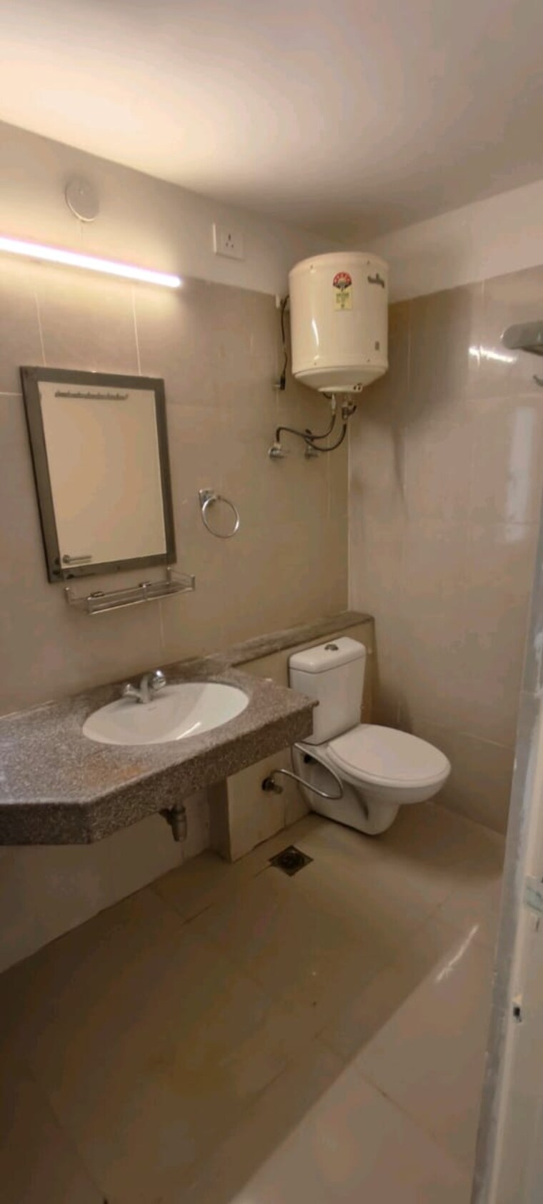 Bathroom, signature-global-city-63a 2 Bedroom 1070 Sq.Ft. Apartment In Sector 63a Gurgaon 9606487