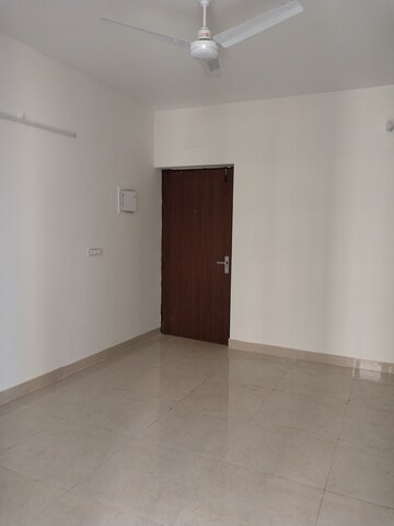 Room in 2 BHK Apartment at Signature Global Proxima, Sector 89 – for Sale