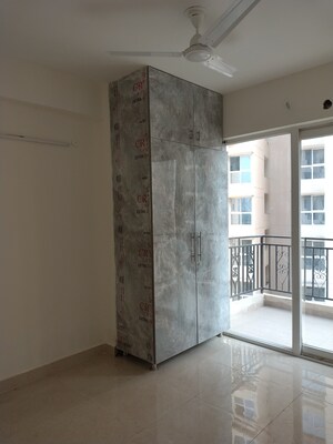 Room in 2 BHK Apartment at Signature Global Proxima, Sector 89 – for Sale