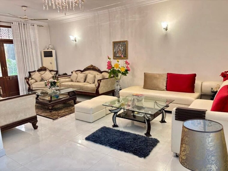 Living Room, saket 2 Bedroom 1300 Sq.Ft. Builder Floor In Saket Delhi 9606569