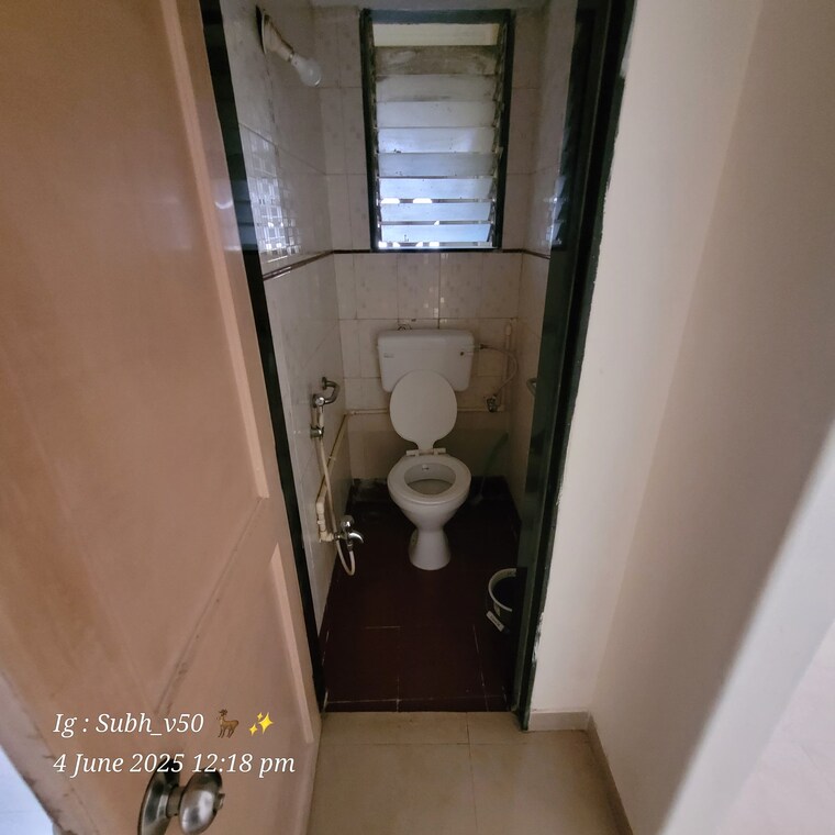 Attached Bathroom, dosti-group-acres 1 Bedroom 410 Sq.Ft. Apartment In Wadala East Mumbai 9606565