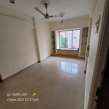 Room in 1 BHK Apartment at Dosti Group Acres, Wadala East – for Rent
