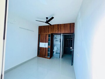 2 BHK Apartment For Sale in Pyramid Urban Homes 3, Sector 67a