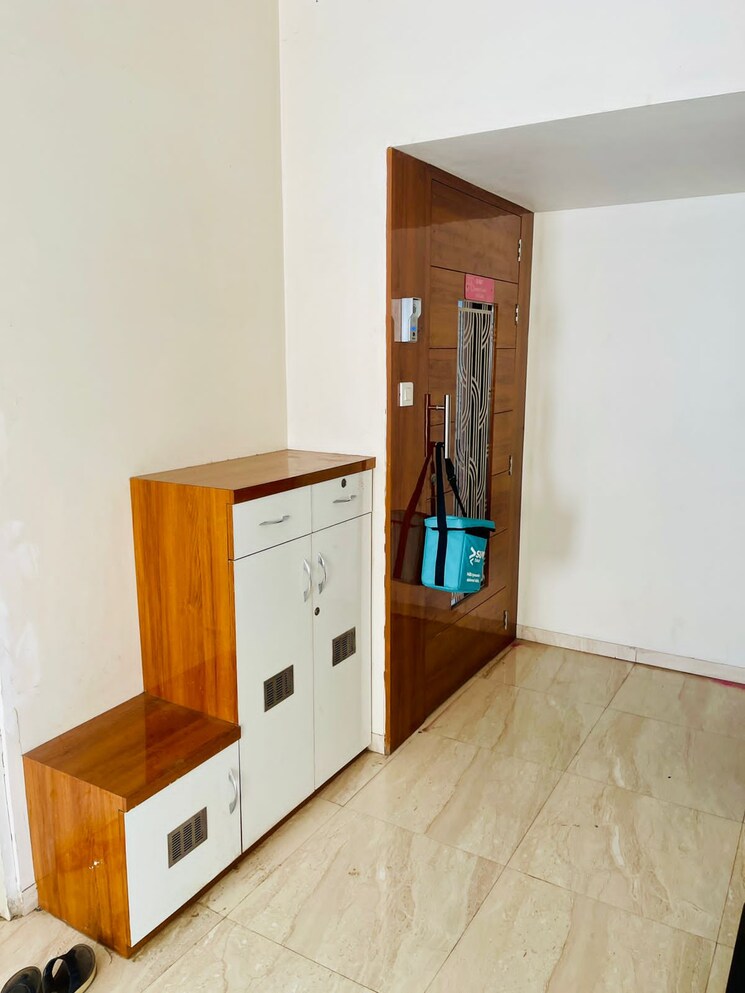 Room, bu-bhandari-east-street 3 Bedroom 1350 Sq.Ft. Apartment In Kharadi Pune 9606597