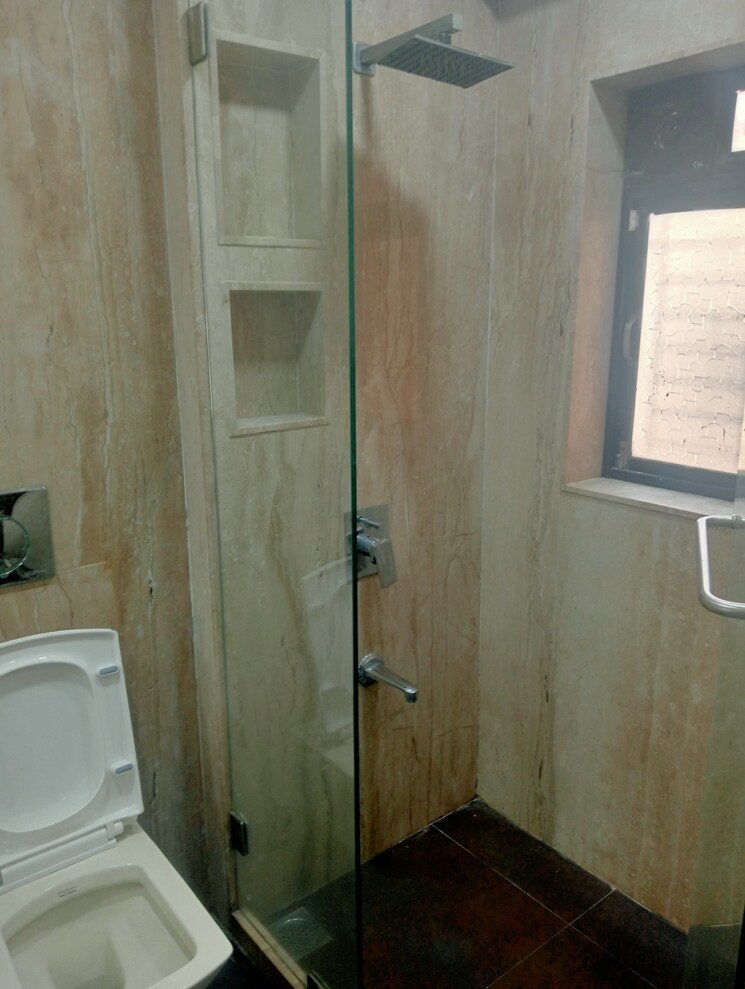 Bathroom, tilak-nagar-building 2 Bedroom 750 Sq.Ft. Apartment In Tilak Nagar Mumbai 9606624