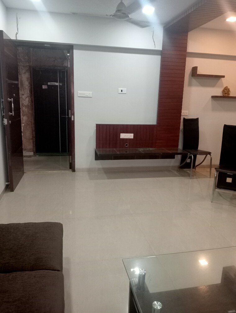 Living Room, tilak-nagar-building 2 Bedroom 750 Sq.Ft. Apartment In Tilak Nagar Mumbai 9606624