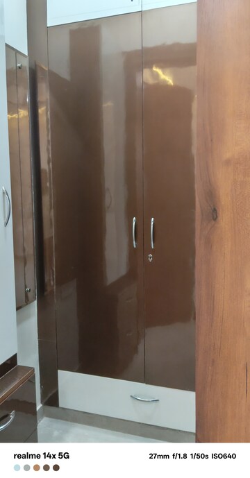 Furnished Amenities in 3 BHK Builder Floor at Parklands, Sector 85 – for Sale