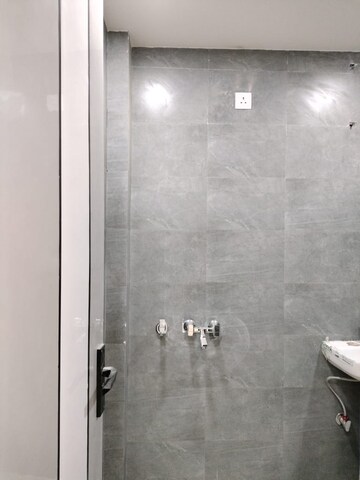 Bathroom in 2 BHK Builder Floor at Mahavir Enclave 1 – for Rent