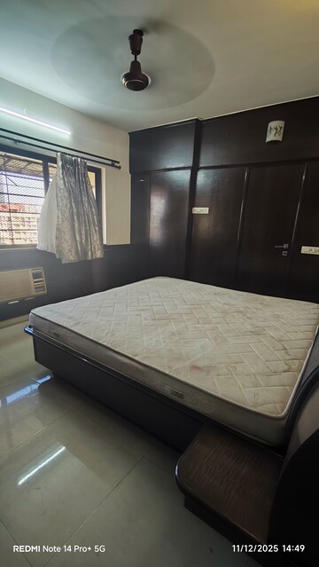 Bedroom in 2 BHK Apartment at Lemont Apartment, Malad East – for Rent
