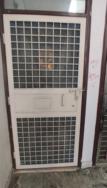 2 BHK Flat for Sale in Govindpuram, Ghaziabad