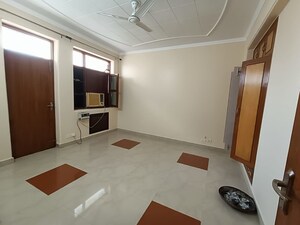 Bedroom in 3 BHK Apartment at South City Arcade, Sector 41 – for Sale