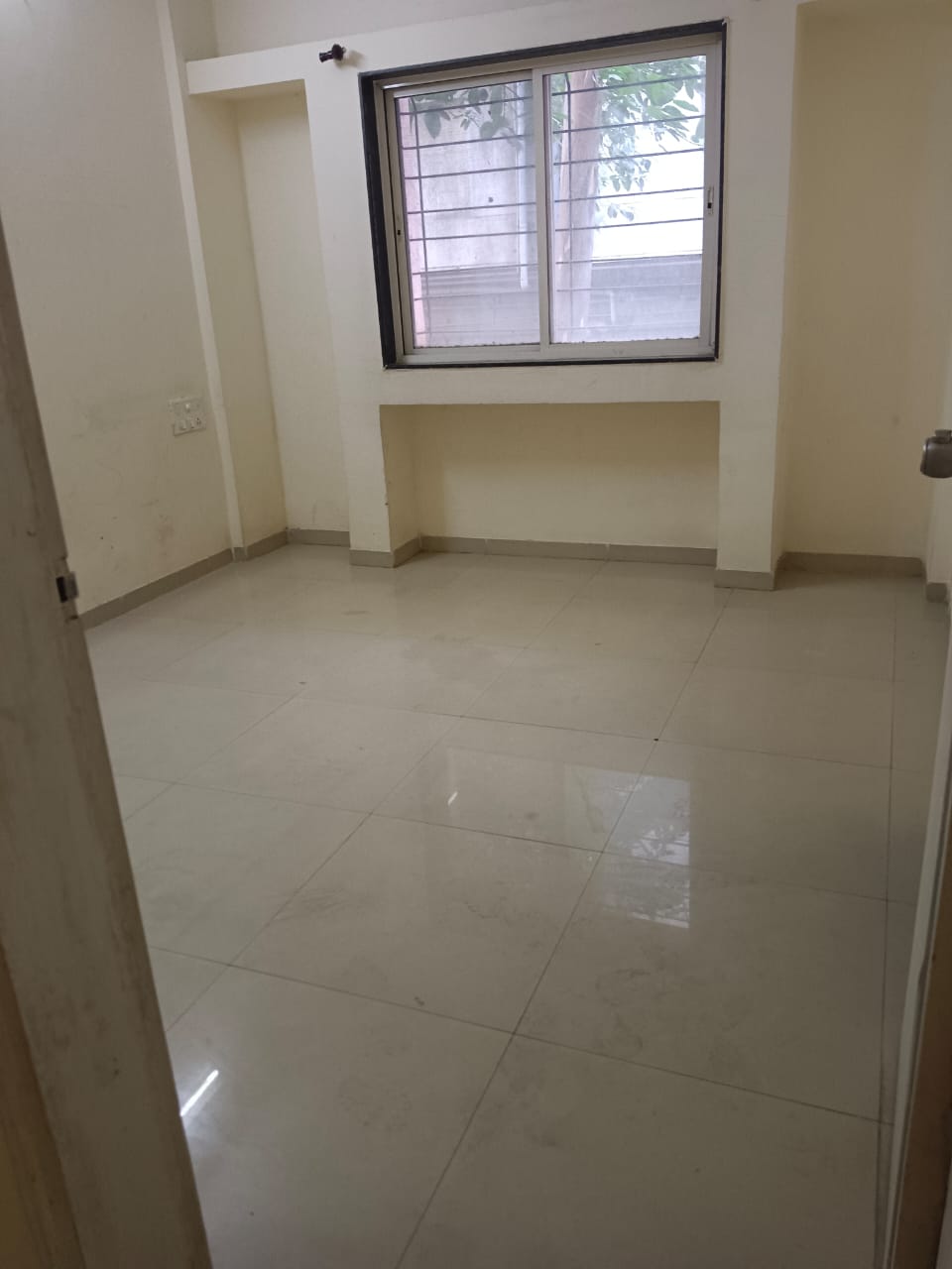 4 BHK + Extra Room Apartment For Sale in ANP Atlantis
