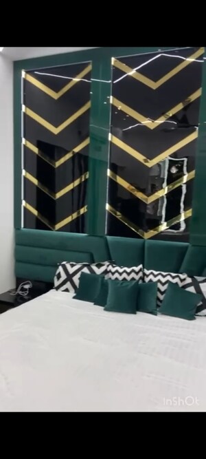 Room in 3.5 BHK Apartment at K Living Allana Mansion, Agripada – for Rent