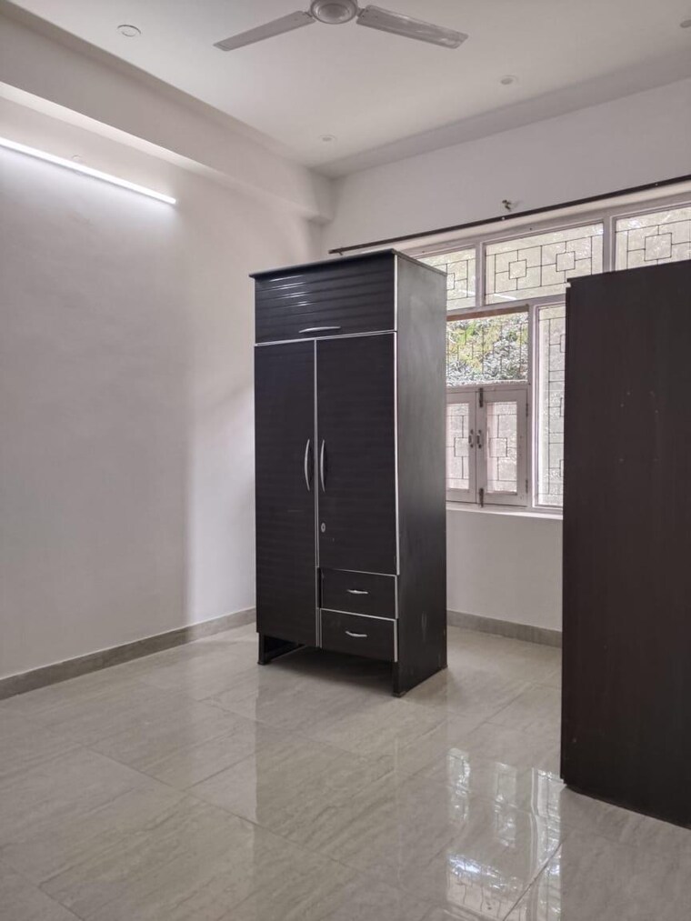 undefined, emaar-emerald-floors 2 Bedroom 250 Sq.Ft. Builder Floor In Sector 65 Gurgaon 9606697