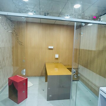  Office Space For Rent in Gaur City Mall, Sector 4 Greater Noida