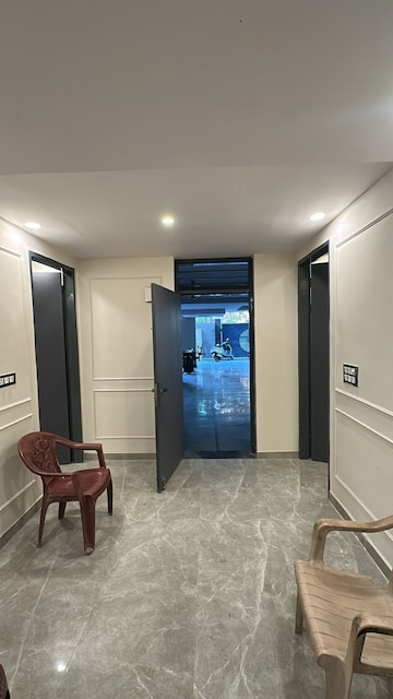 Living Room in 2 BHK Builder Floor at Sushant Lok 3, Sector 57 – for Rent