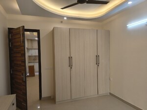 Room in 3 BHK Apartment at Samridhi Luxuriya Avenue, Sector 150 – for Rent