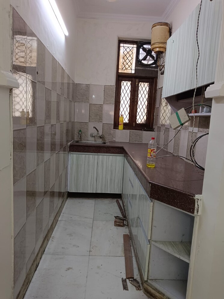 Kitchen, lajpat nagar 4 2 Bedroom 1087 Sq.Ft. Builder Floor In Lajpat Nagar 4 Delhi 9606872