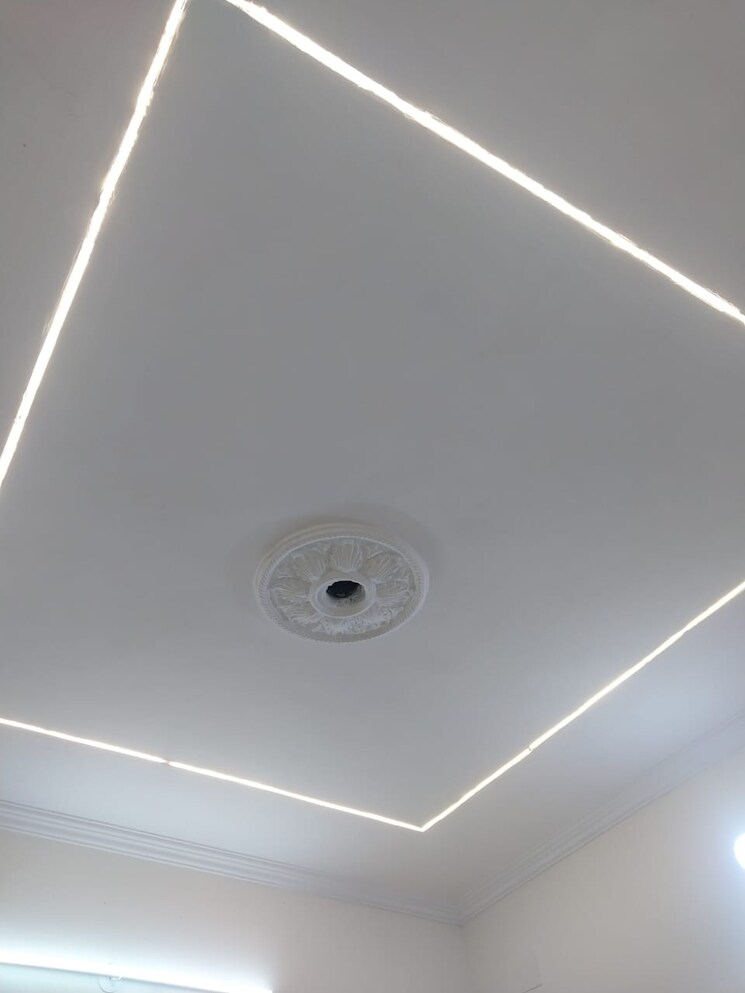 undefined, paschim vihar 1 Bedroom 800 Sq.Ft. Apartment In Paschim Vihar Delhi 9606898