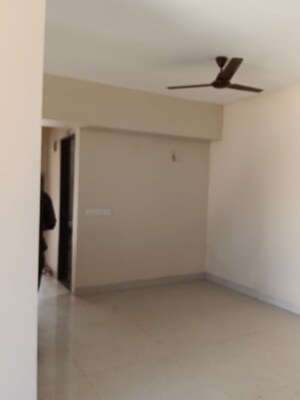 Room in 2 BHK Apartment at MVQ Western Heights, Malad East – for Rent
