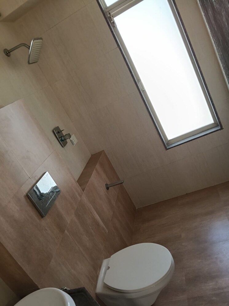 Bathroom, mvq-western-heights 2 Bedroom 750 Sq.Ft. Apartment In Malad East Mumbai 9606586