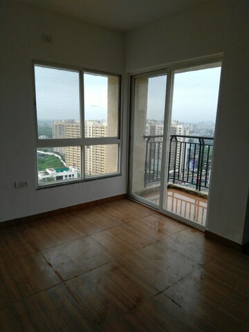 1 BHK Apartment For Sale in Kalpataru Srishti Namaah, Mira Road