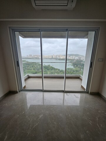 Room in 4 BHK Apartment at LnT Elixir Reserve, Powai – for Rent